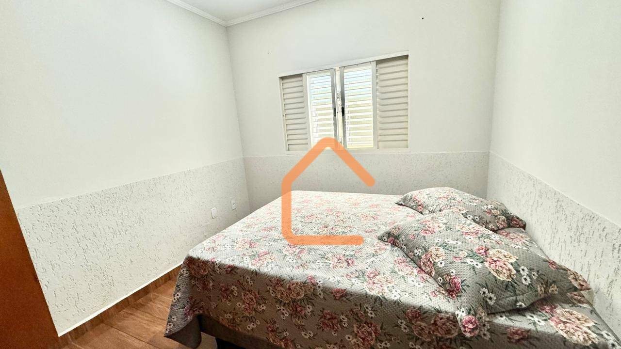 Casa à venda com 3 quartos, 148m² - Foto 14