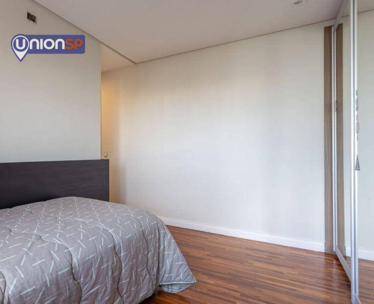 Apartamento à venda com 4 quartos, 223m² - Foto 8