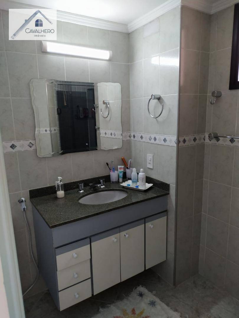 Apartamento à venda com 3 quartos, 139m² - Foto 19