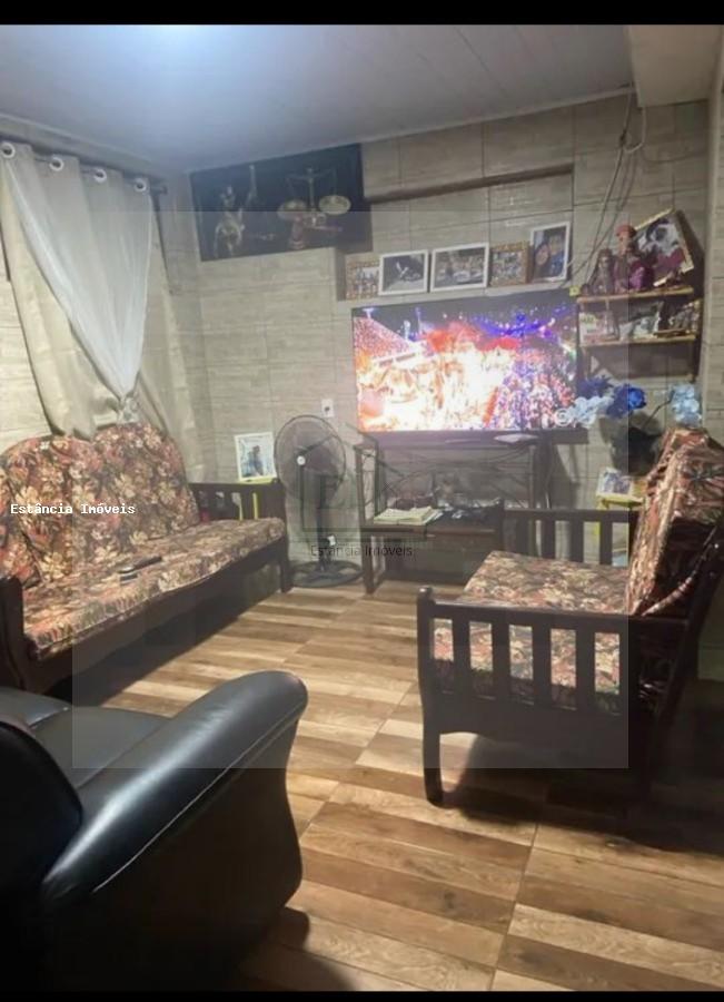 Casa à venda com 4 quartos, 250m² - Foto 9