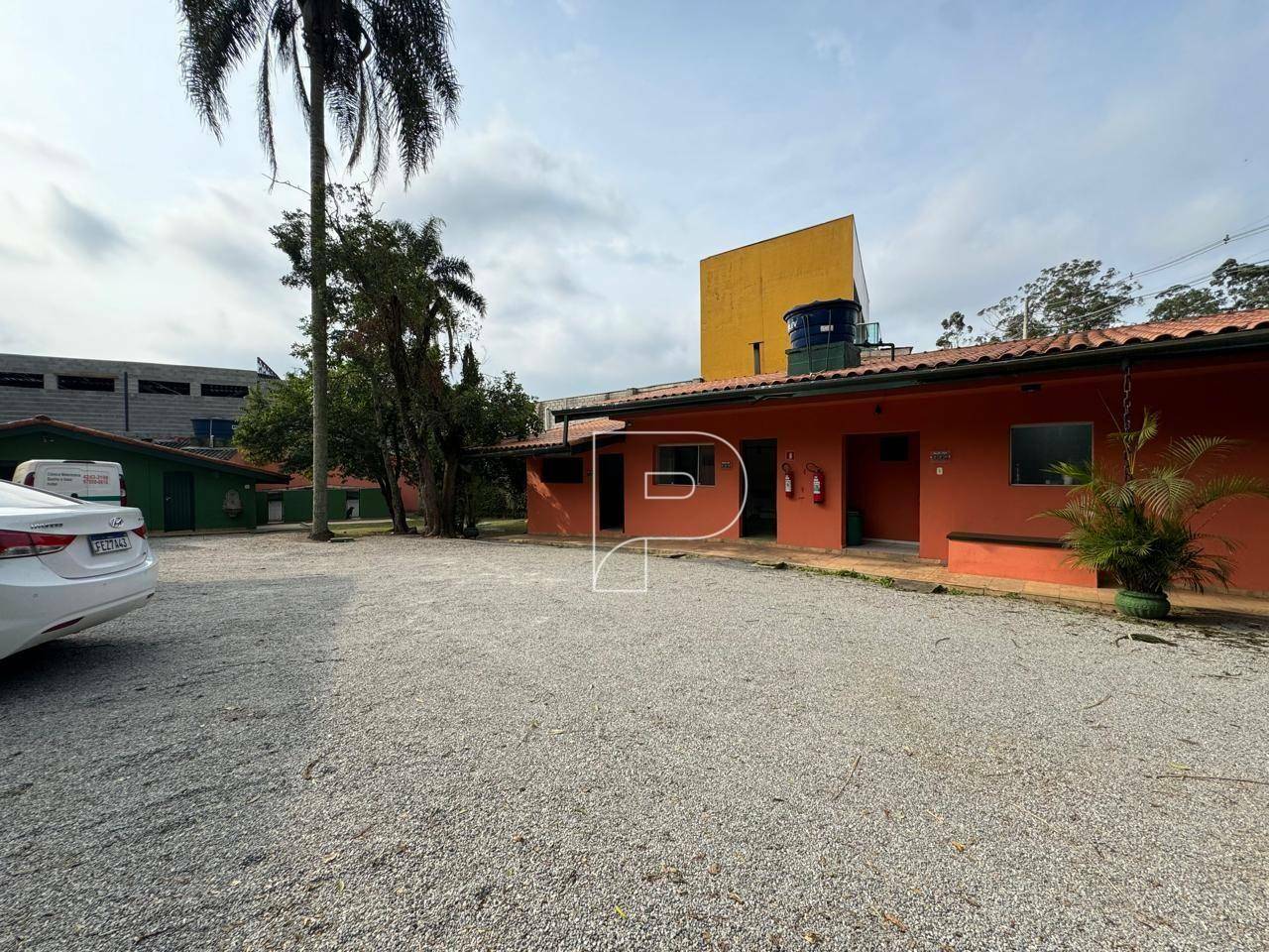 Casa à venda com 8 quartos, 698m² - Foto 7