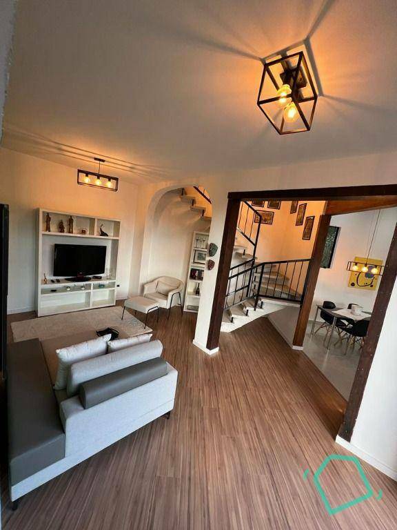 Casa de Condomínio para alugar com 3 quartos, 130m² - Foto 4
