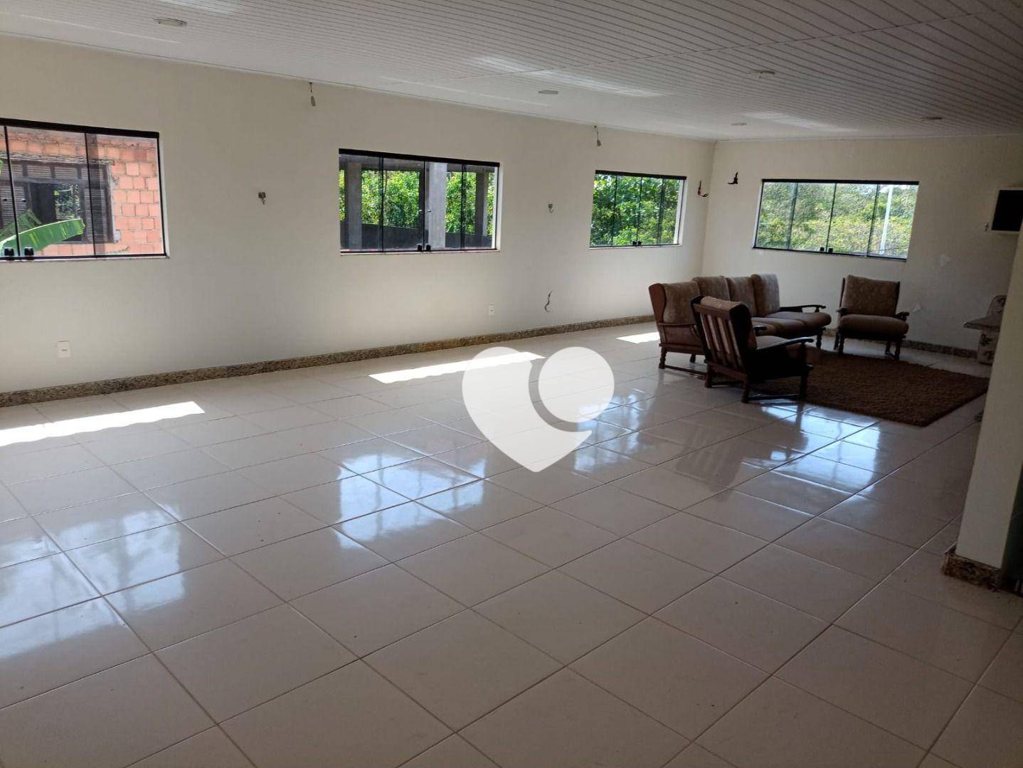 Casa à venda com 3 quartos, 200m² - Foto 16