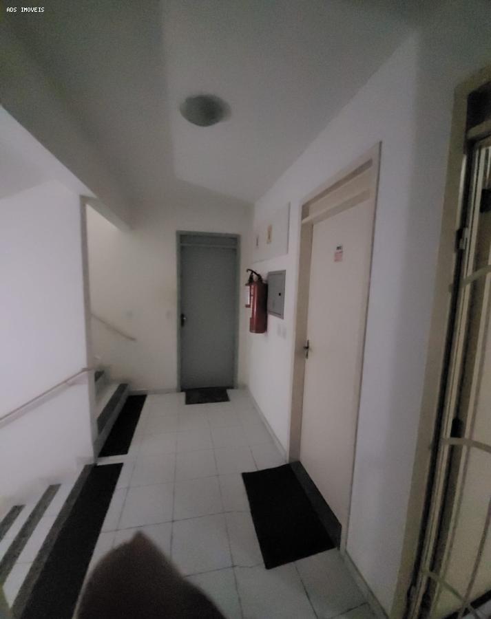 Apartamento à venda com 2 quartos, 61m² - Foto 5