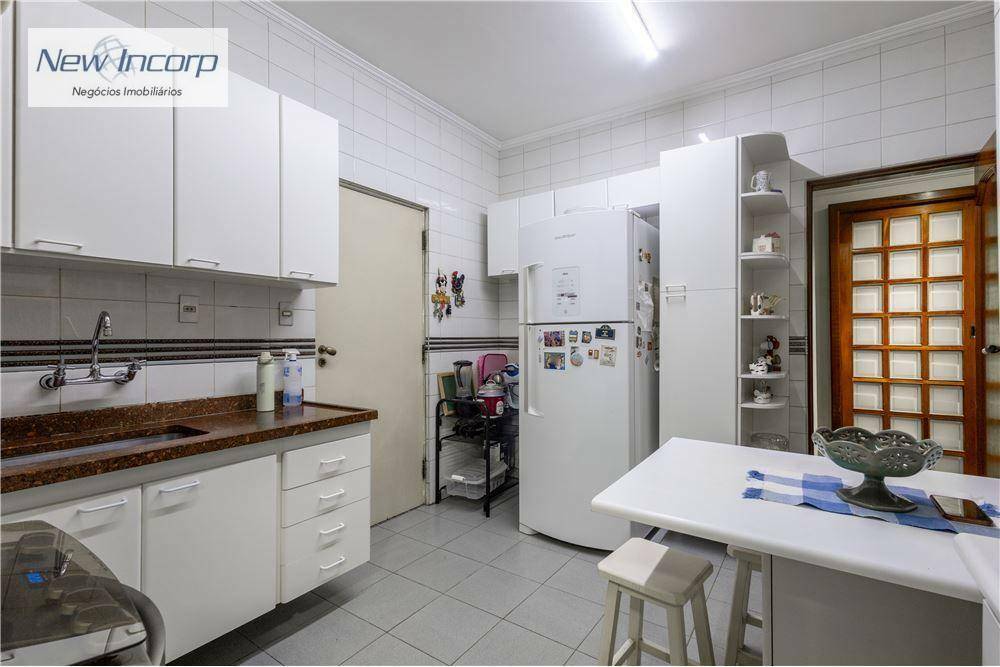 Apartamento à venda com 3 quartos, 130m² - Foto 14