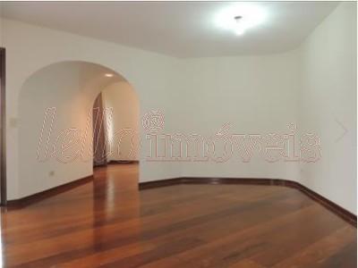 Apartamento para alugar com 4 quartos, 210m² - Foto 3