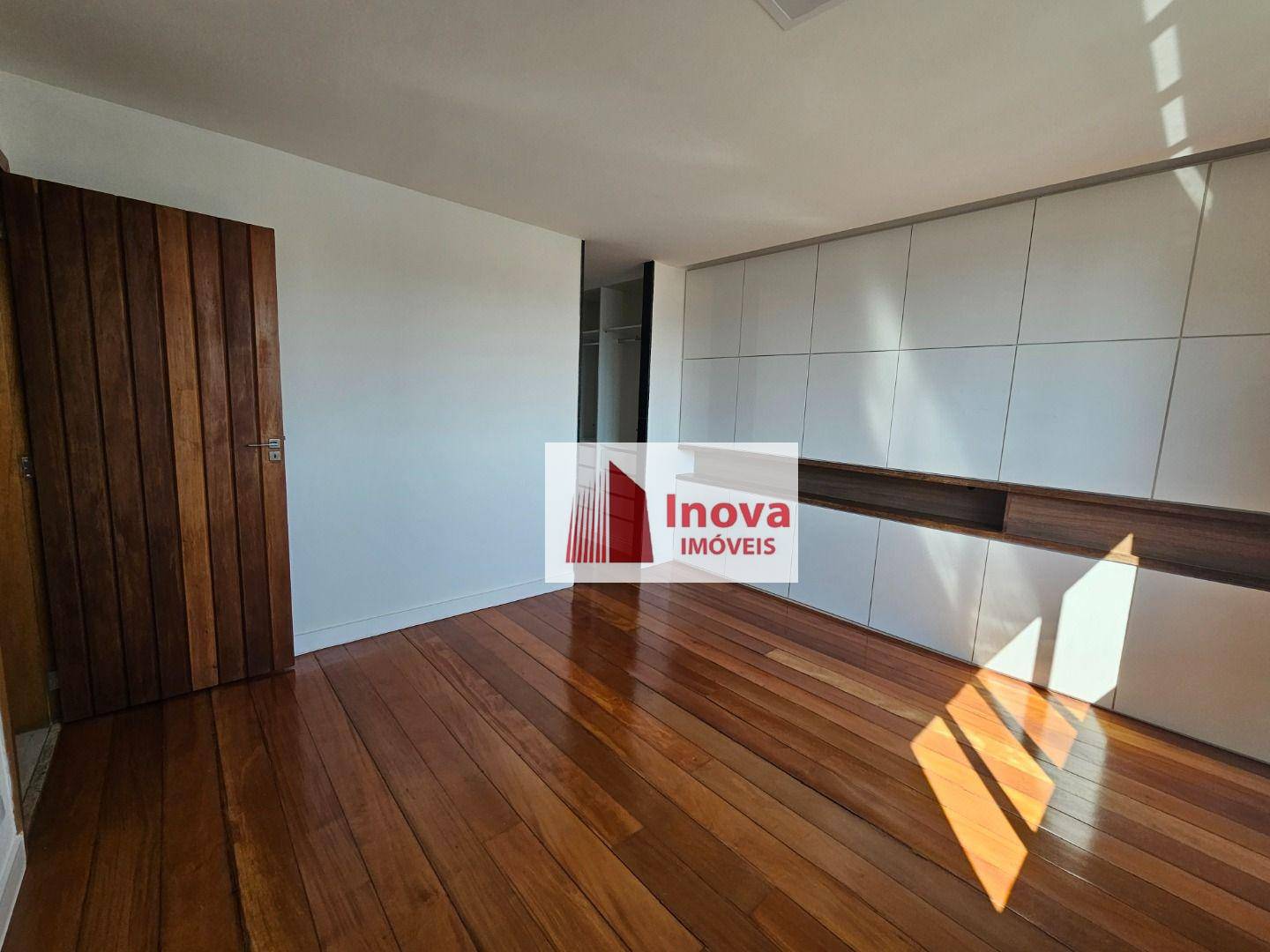 Cobertura à venda com 4 quartos, 280m² - Foto 30