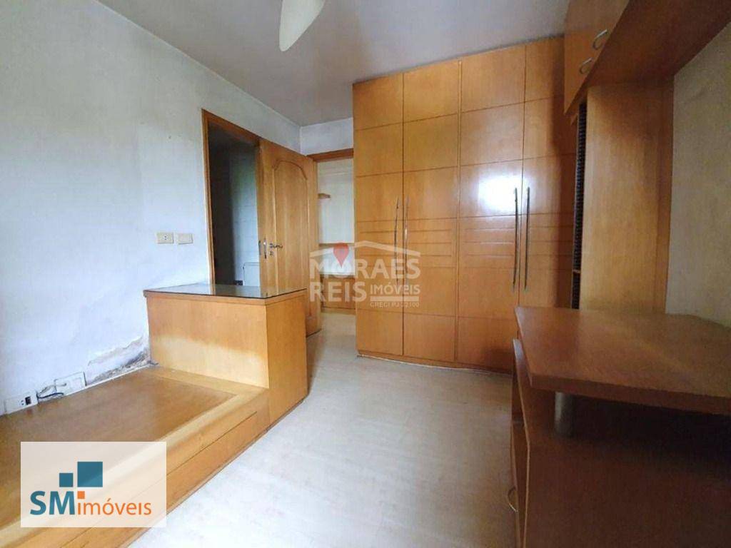 Apartamento à venda com 4 quartos, 237m² - Foto 8