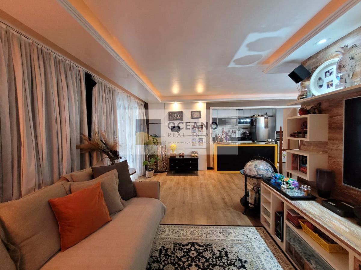 Apartamento à venda com 3 quartos, 121m² - Foto 1