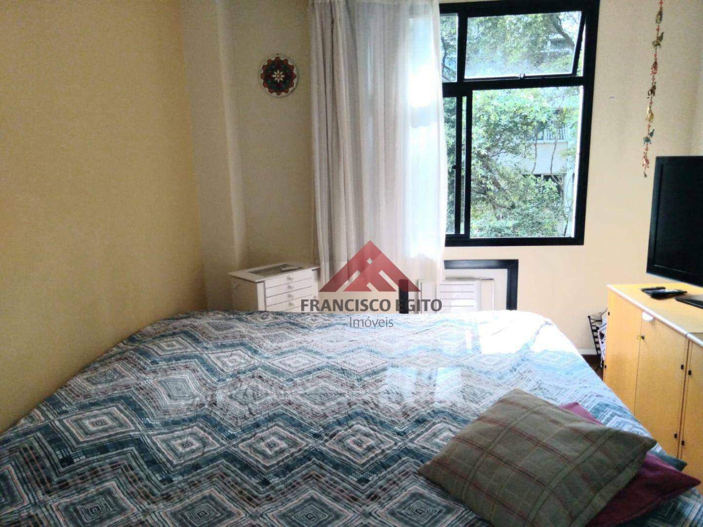 Apartamento à venda com 4 quartos, 180m² - Foto 27