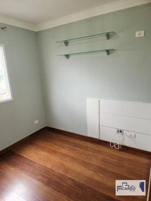 Apartamento à venda com 3 quartos, 76m² - Foto 17