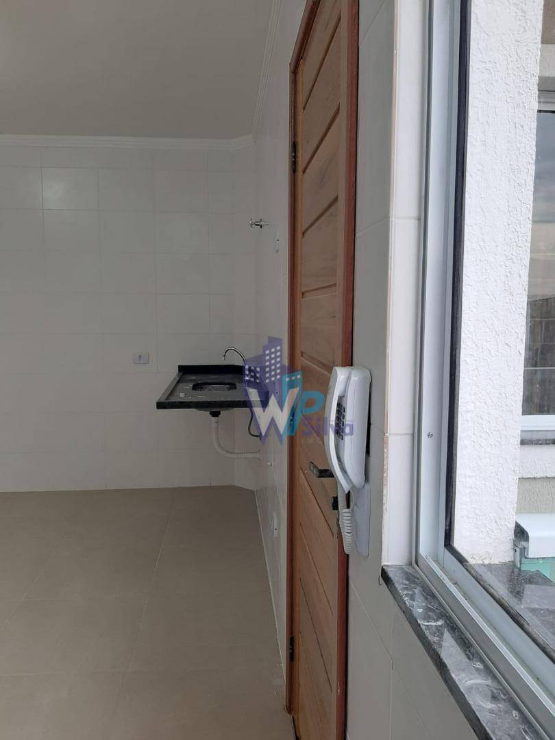 Apartamento à venda com 2 quartos, 42m² - Foto 2