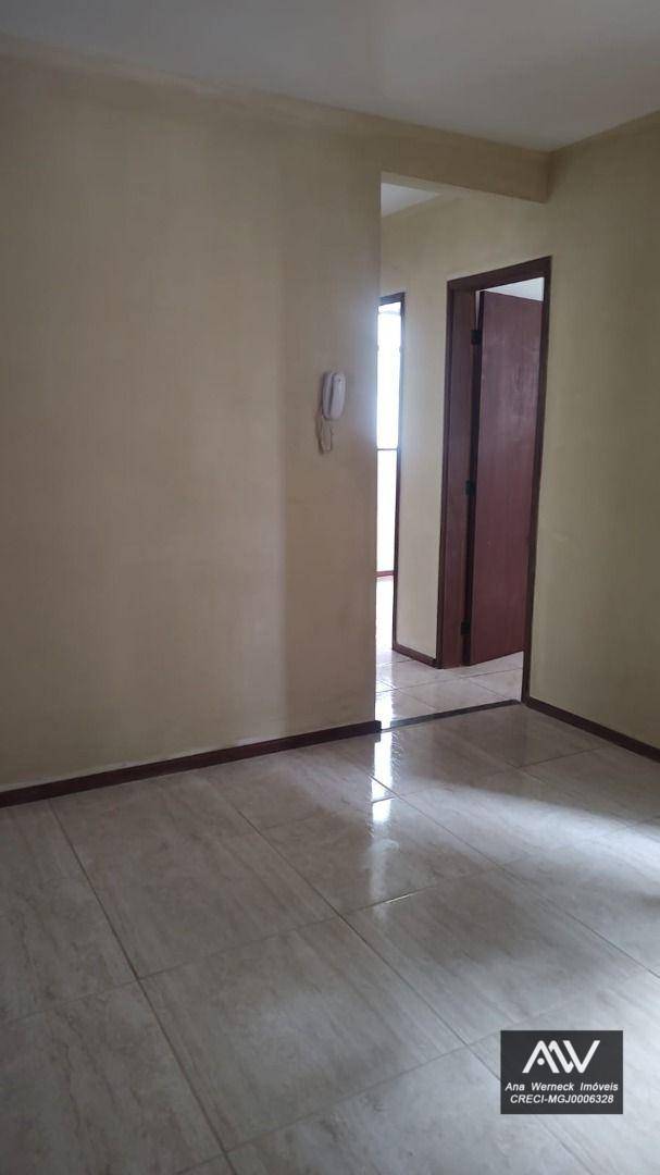 Apartamento à venda com 2 quartos, 48m² - Foto 4