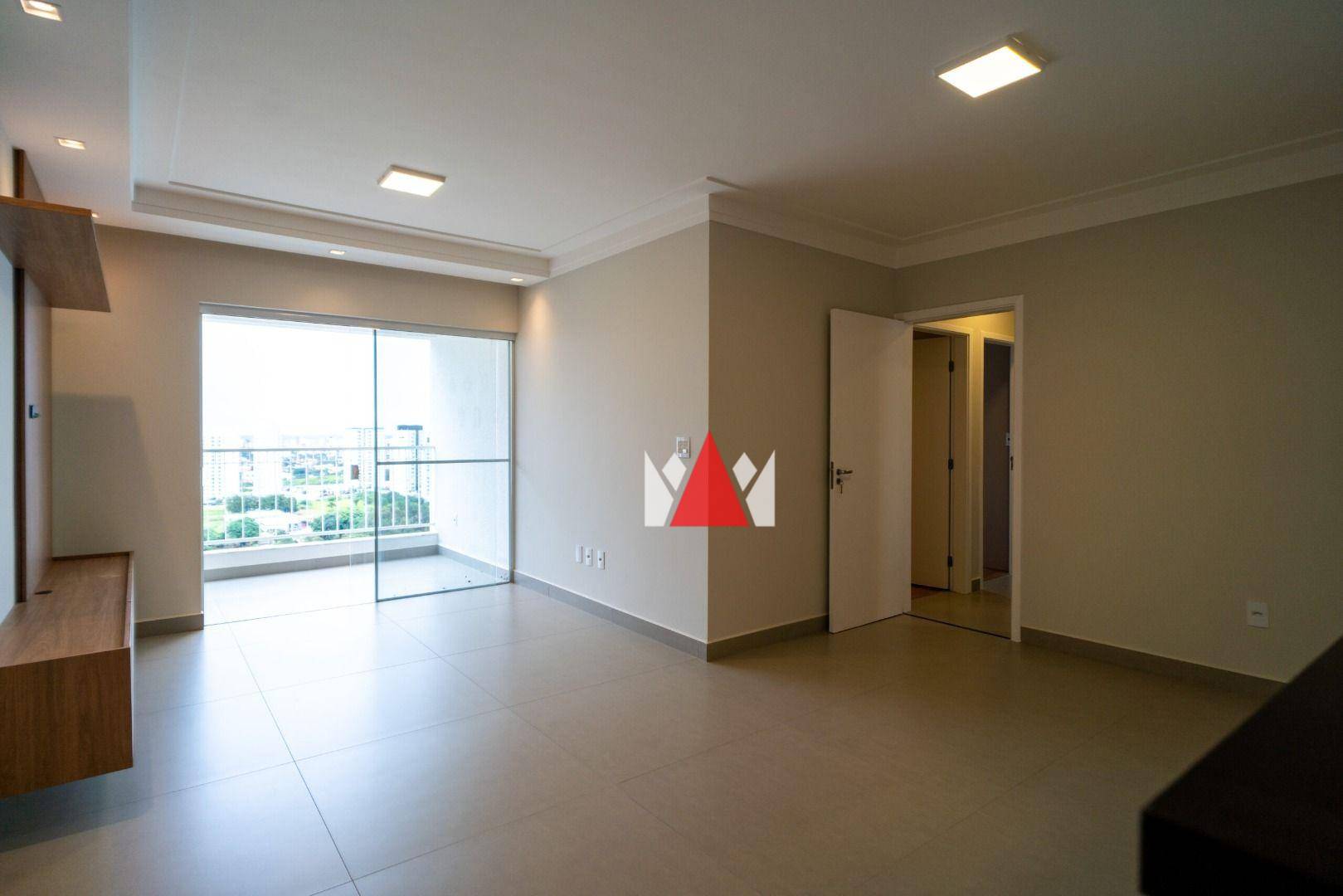 Apartamento à venda com 3 quartos, 90m² - Foto 1