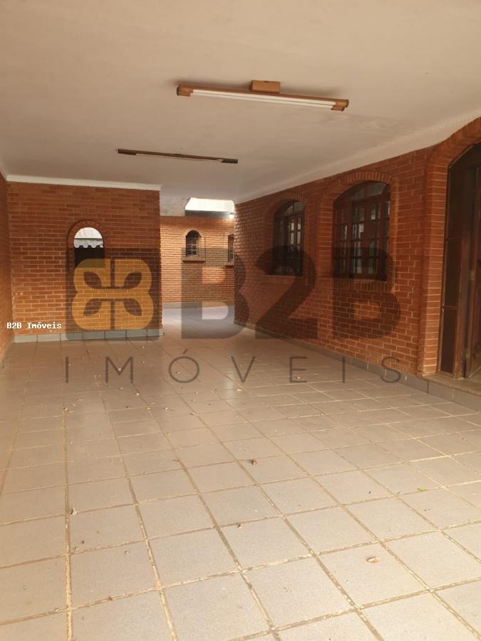 Casa à venda com 4 quartos, 298m² - Foto 5