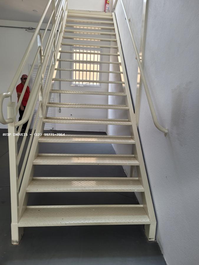 Depósito-Galpão-Armazém para alugar, 130m² - Foto 8