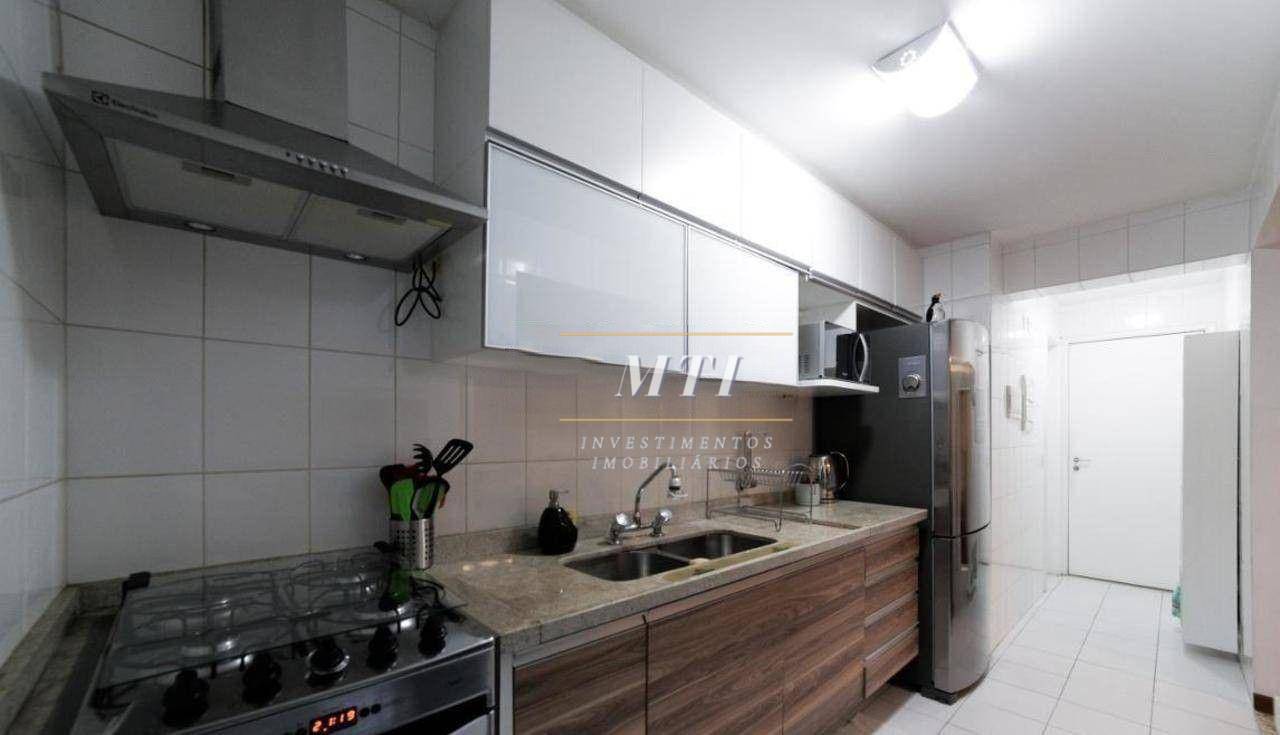 Apartamento à venda com 2 quartos, 96m² - Foto 7