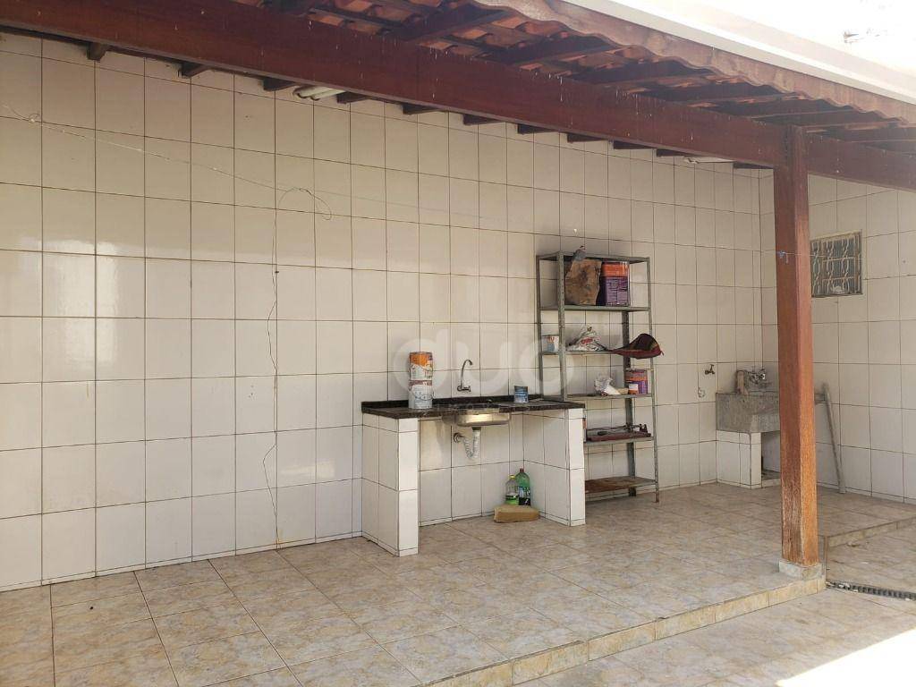 Casa à venda com 2 quartos, 150m² - Foto 6