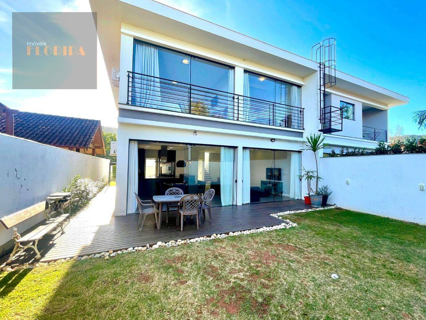 Casa à venda com 3 quartos, 194m² - Foto 7