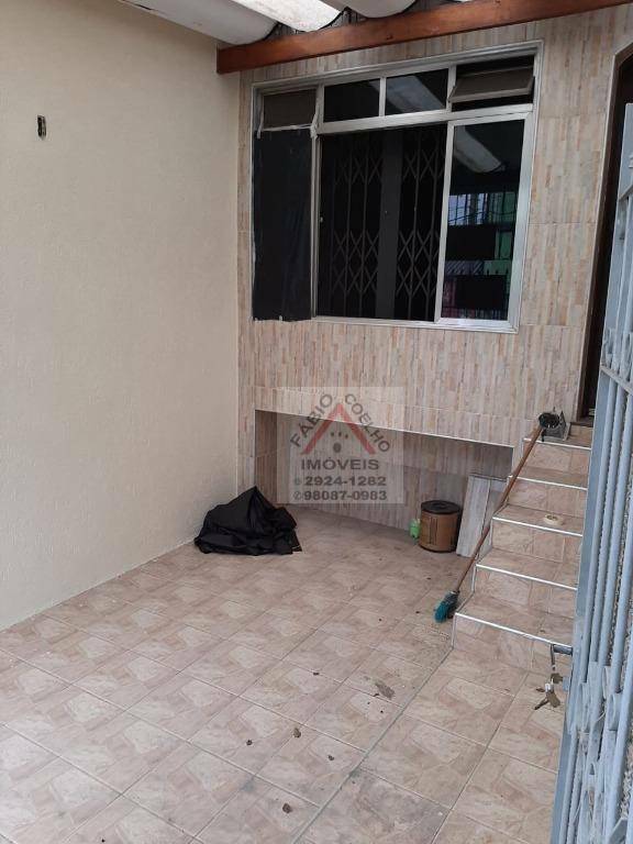 Sobrado à venda com 2 quartos, 120m² - Foto 3