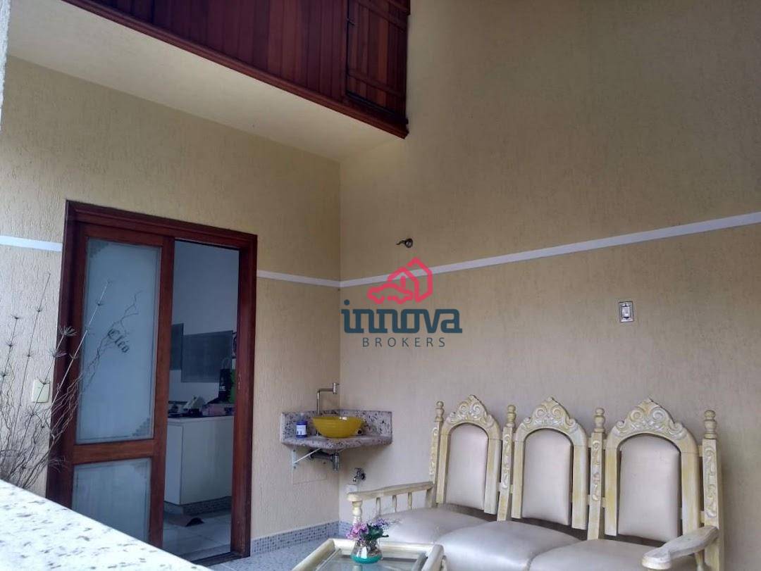 Sobrado à venda com 3 quartos, 250m² - Foto 22