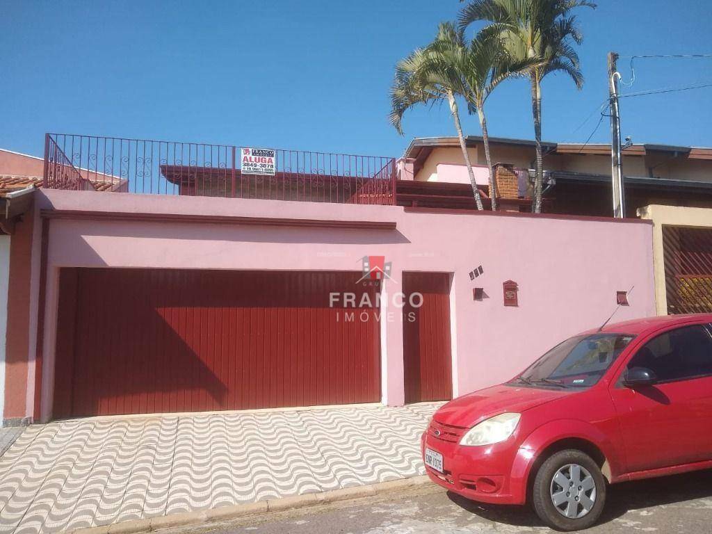 Casa para alugar com 3 quartos, 220m² - Foto 1