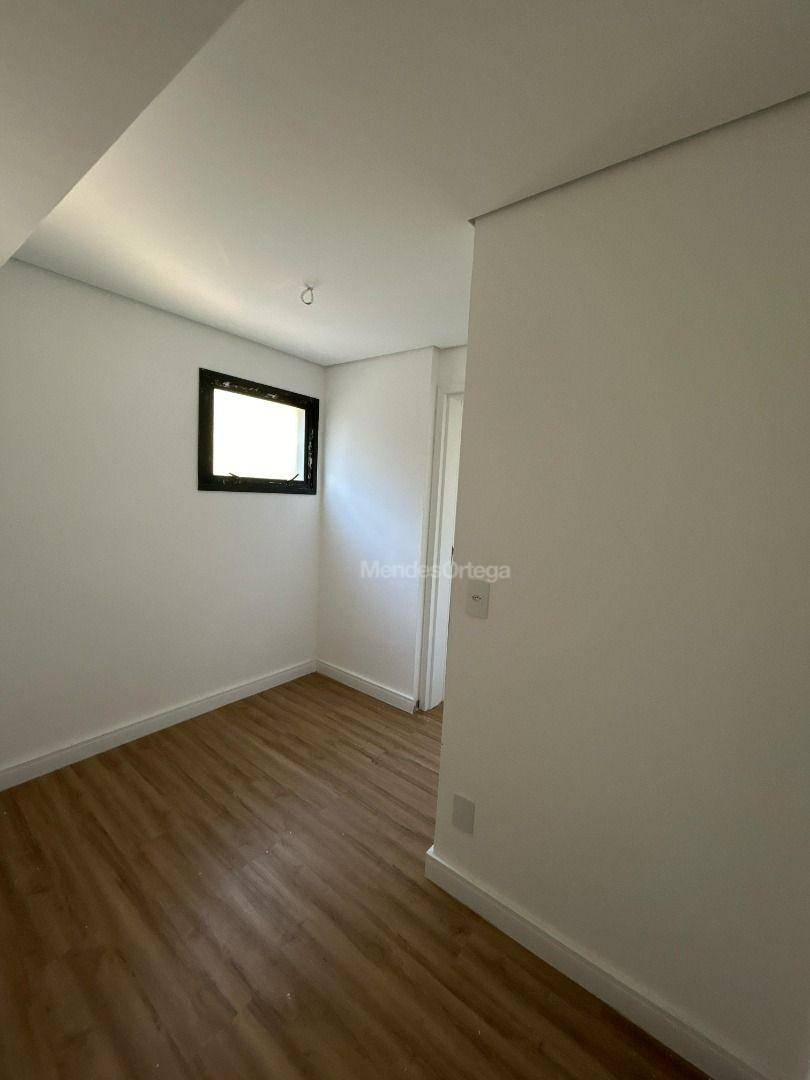 Apartamento à venda com 3 quartos, 177m² - Foto 34