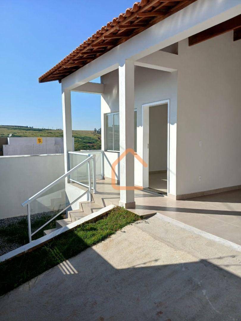 Casa à venda com 3 quartos, 121m² - Foto 13