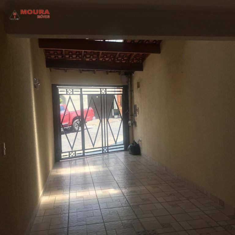 Sobrado à venda com 3 quartos, 105m² - Foto 2