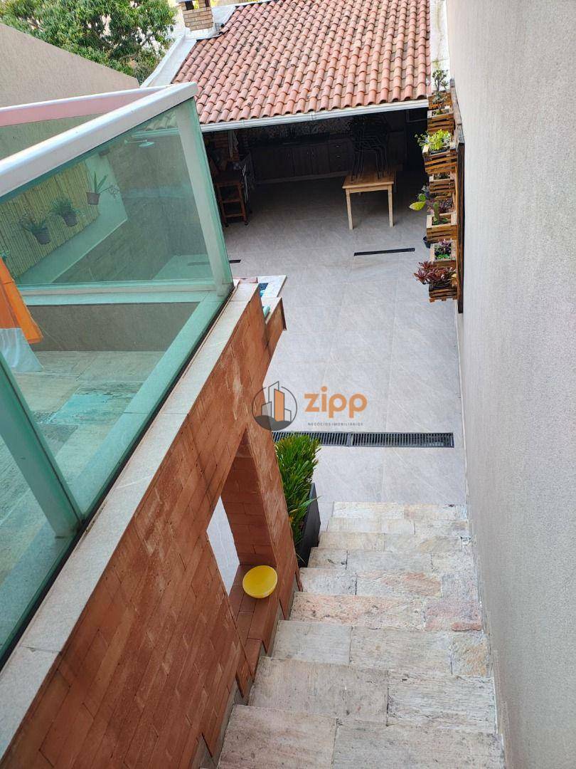 Sobrado à venda com 3 quartos, 200m² - Foto 47