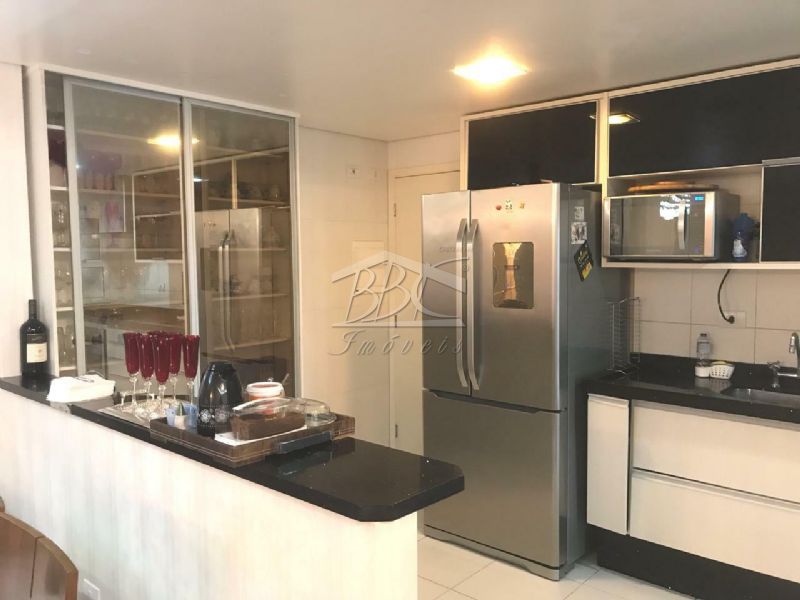 Apartamento à venda com 3 quartos, 110m² - Foto 8