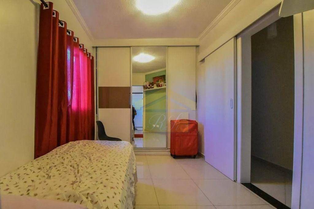 Sobrado à venda com 3 quartos, 200m² - Foto 31