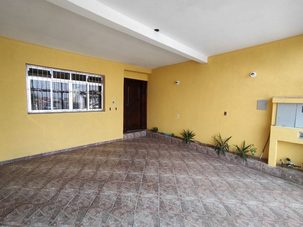 Sobrado à venda com 3 quartos, 230m² - Foto 35