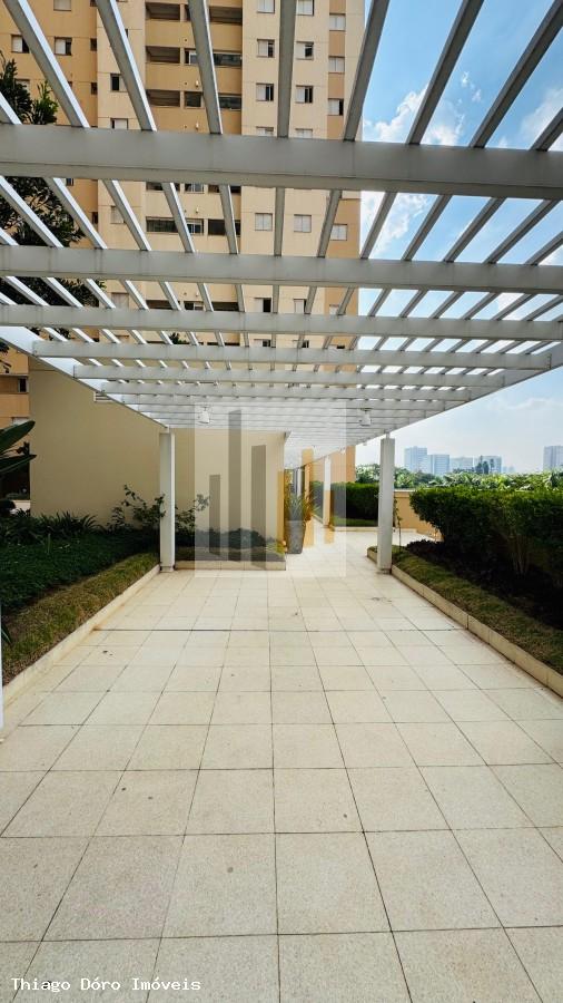 Apartamento à venda com 2 quartos, 58m² - Foto 12