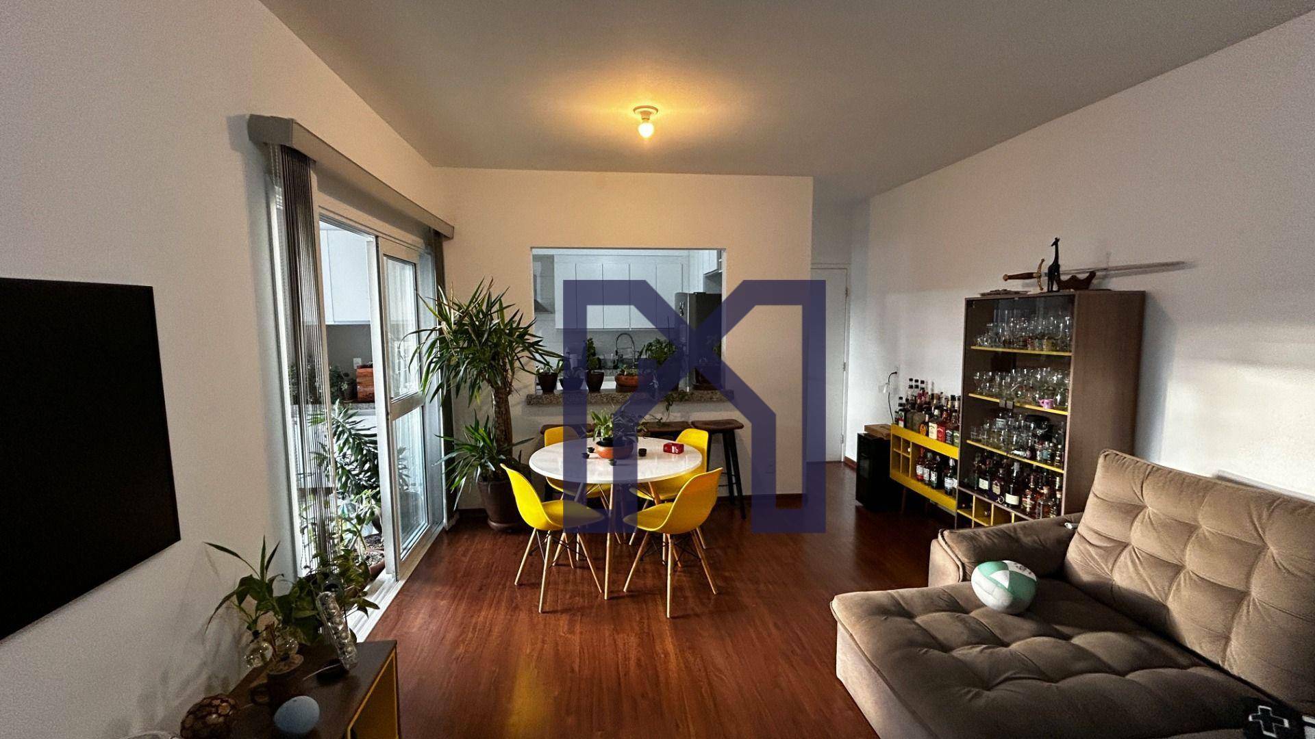 Apartamento à venda com 3 quartos, 96m² - Foto 1