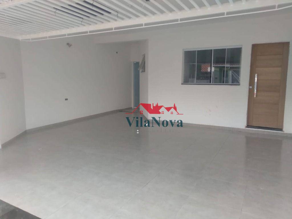 Casa à venda com 4 quartos, 236m² - Foto 2