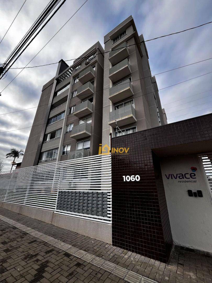 Apartamento à venda com 2 quartos, 66m² - Foto 1