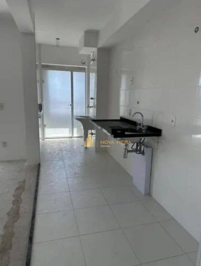 Apartamento à venda com 3 quartos, 91m² - Foto 7