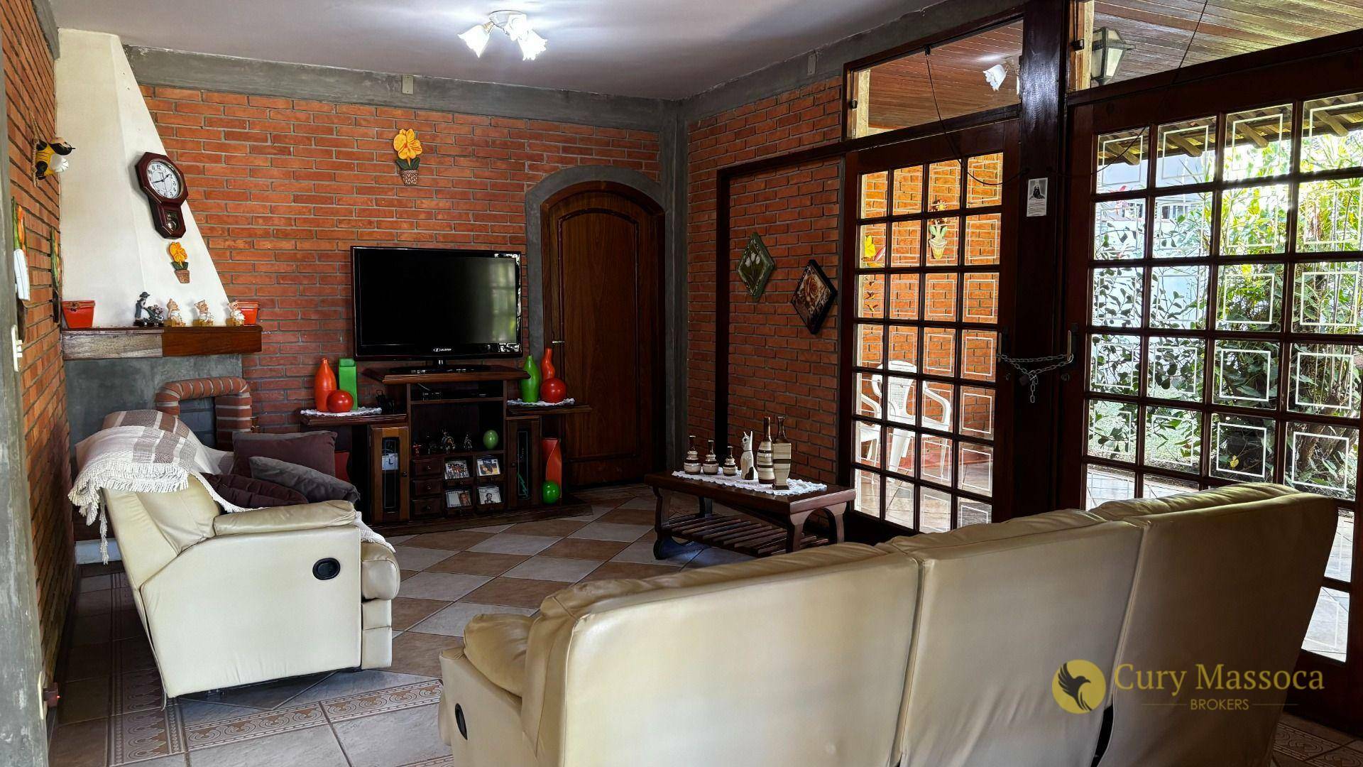 Chácara à venda com 4 quartos, 300m² - Foto 23