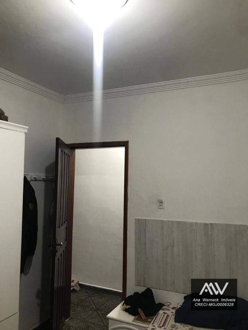 Casa à venda com 3 quartos, 250m² - Foto 13