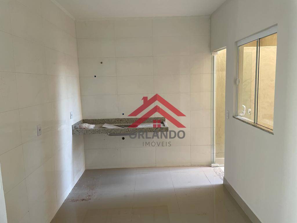 Casa à venda com 2 quartos, 68m² - Foto 8