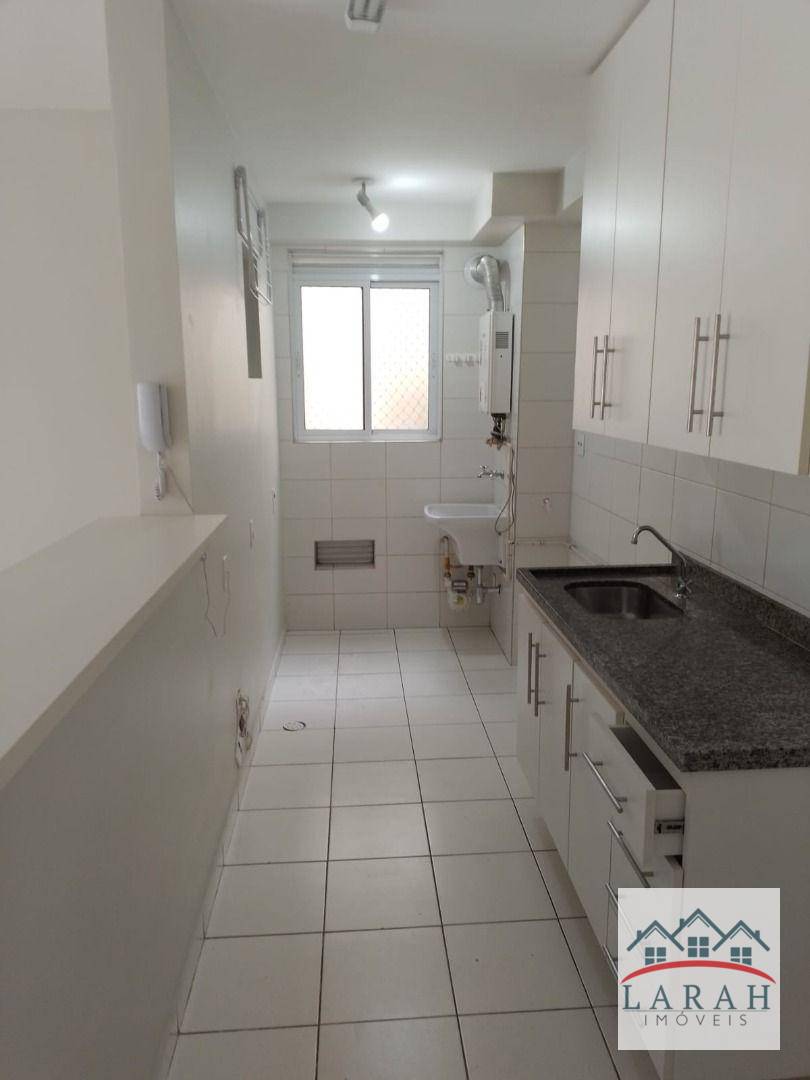 Apartamento à venda com 3 quartos, 70m² - Foto 4