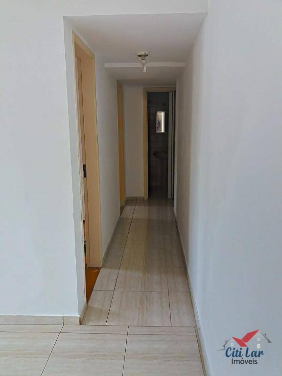 Apartamento para alugar com 2 quartos, 55m² - Foto 5