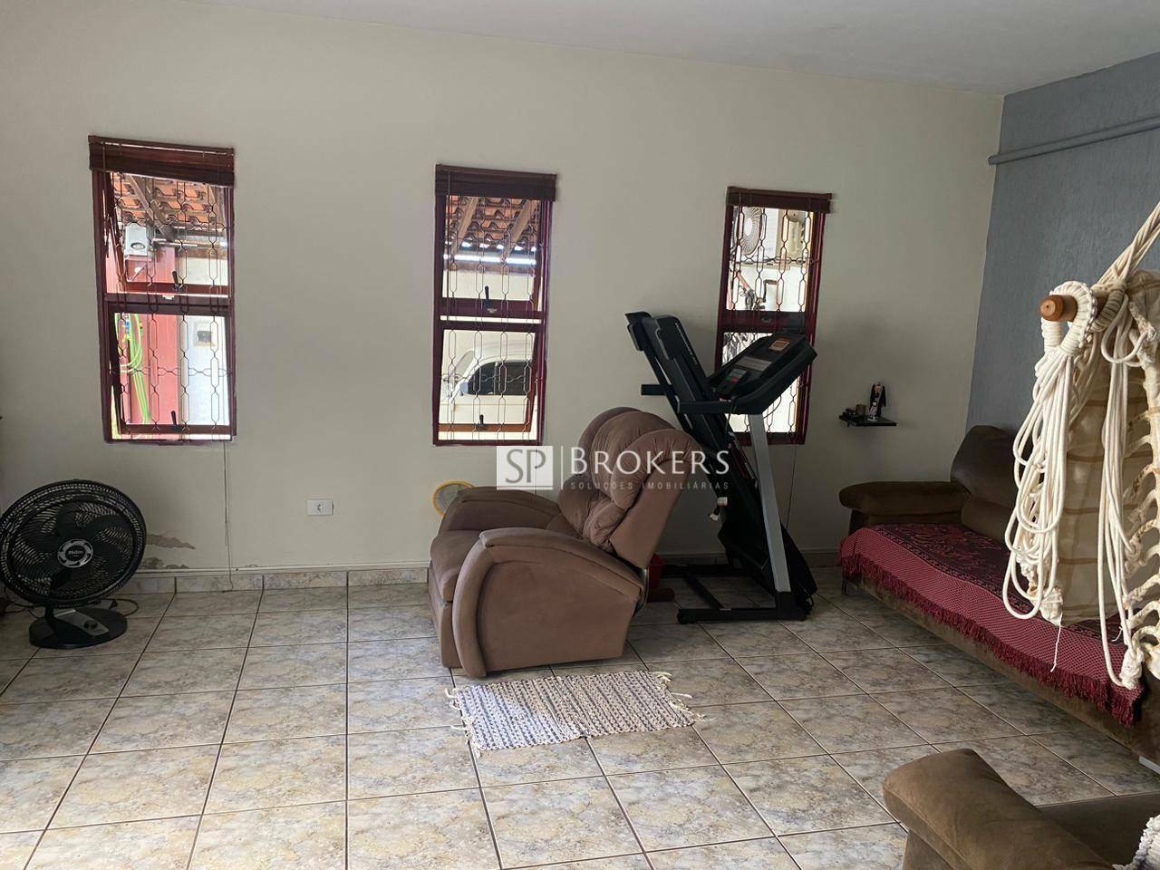 Casa à venda com 3 quartos, 170m² - Foto 2