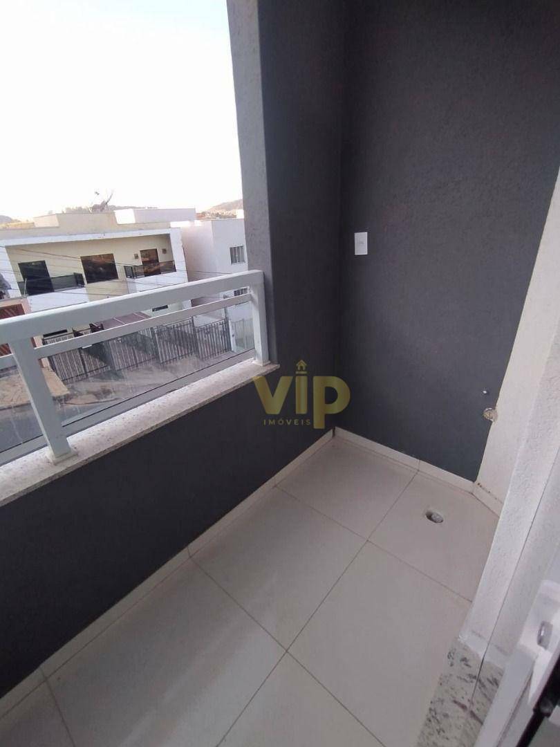 Apartamento à venda com 2 quartos, 70m² - Foto 3