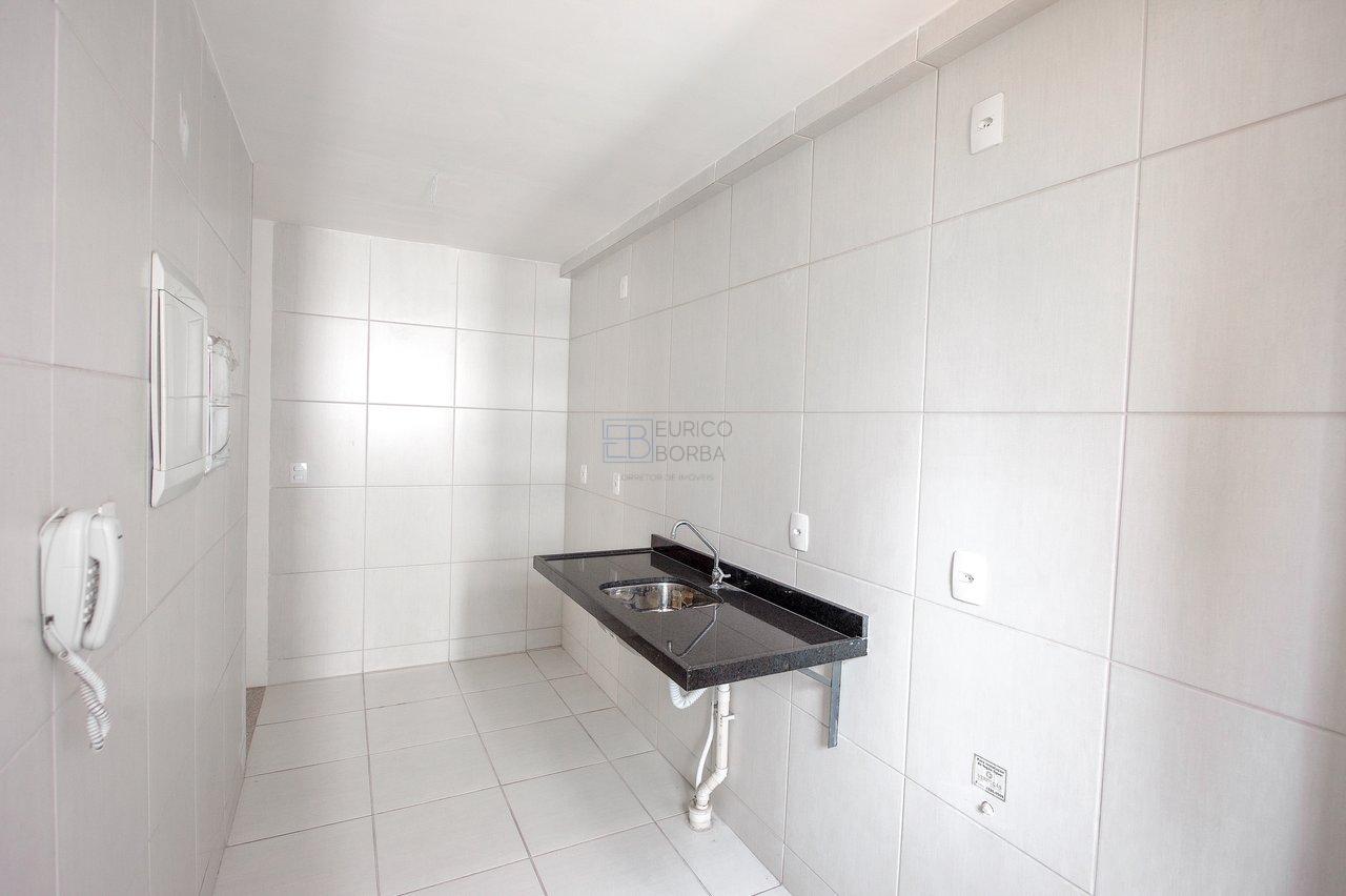 Apartamento à venda com 2 quartos, 58m² - Foto 2