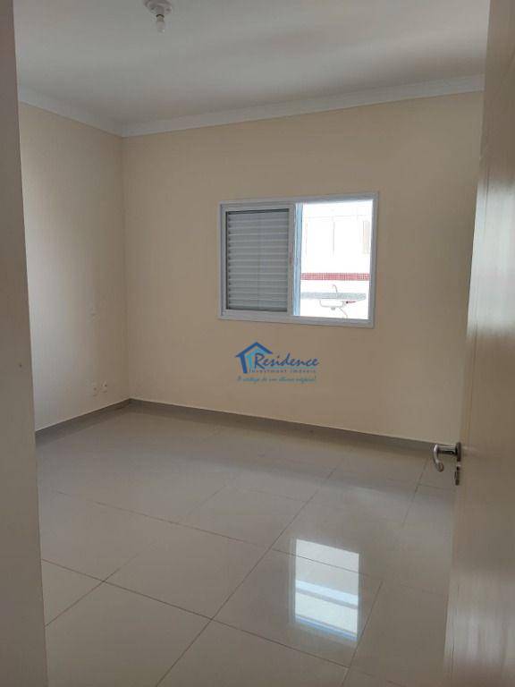 Casa de Condomínio para alugar com 3 quartos, 180m² - Foto 7