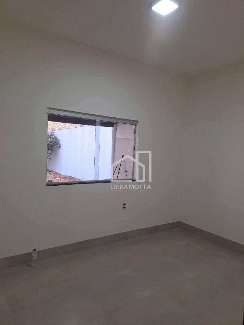 Casa à venda com 3 quartos, 105m² - Foto 14