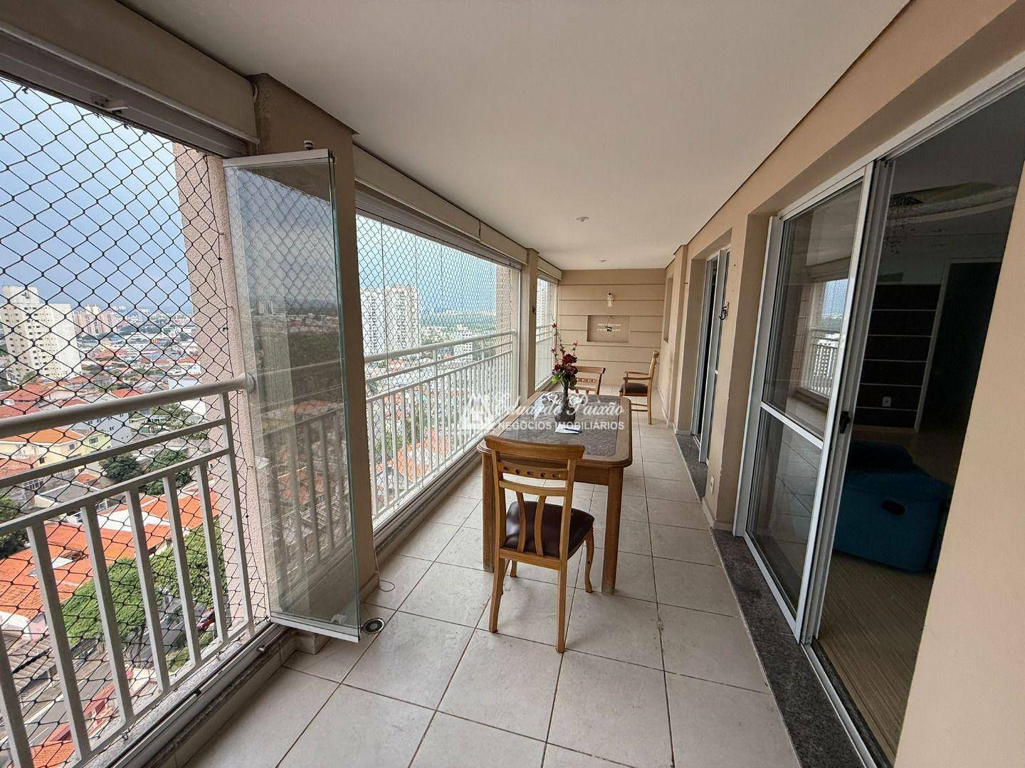 Apartamento à venda com 4 quartos, 134m² - Foto 2