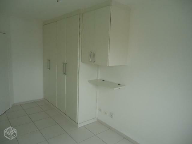 Apartamento à venda com 2 quartos, 75m² - Foto 4